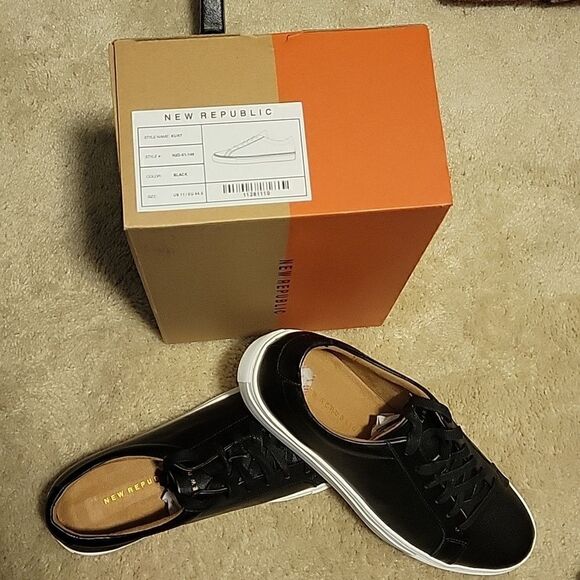 Size 11, NWT New Republic - Picture 1 of 4